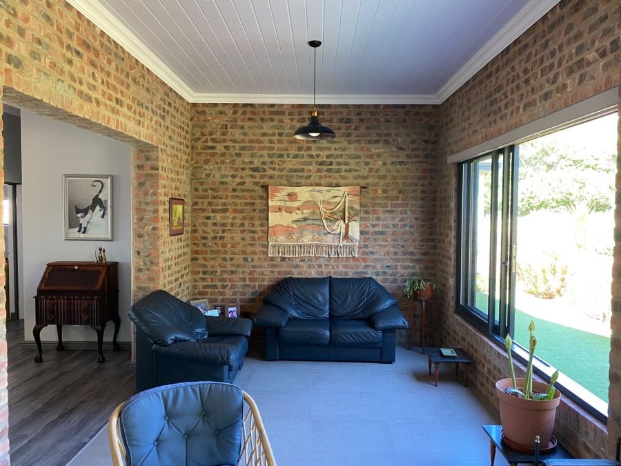 2 Bedroom Property for Sale in Stilbaai Wes Western Cape